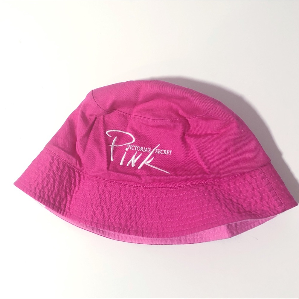 Victoria’s Secret PINK Reversible Bucket Hat